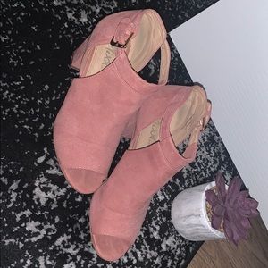 Blush peep toe heels size 7.5